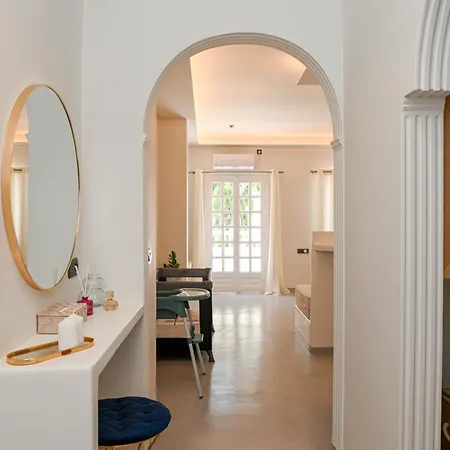 Omnia Apartment